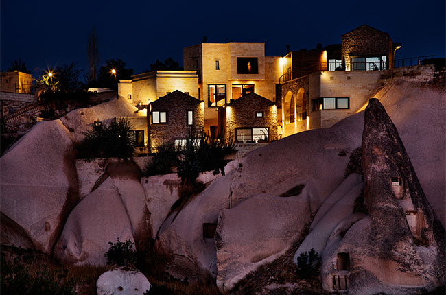 ARIANA SUSTAINABLE LUXURY LODGE