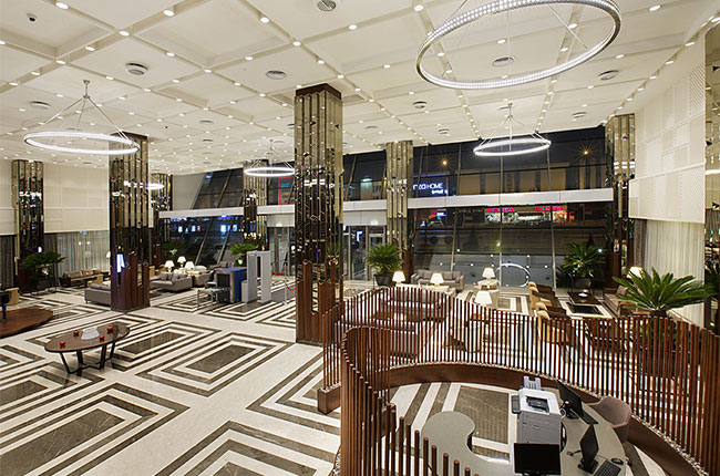 HILTON AVCILAR
