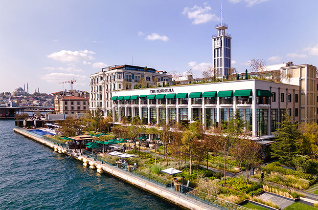 THE PENINSULA HOTEL